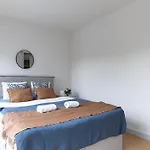 Okrzei National Stadium Ac Parking By Mia Apartament Warszawa