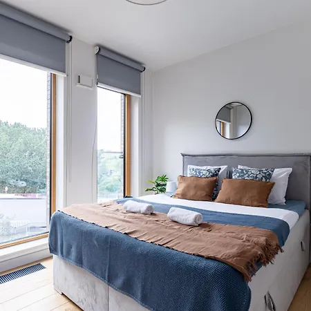 Mia Okrzei National Stadium Area With Parking And Ac *