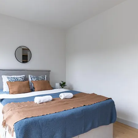 Mia Okrzei National Stadium Area With Parking And Ac Апартаменты Варшава