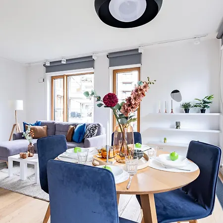 Mia Okrzei National Stadium Area With Parking And Ac Apartamento *